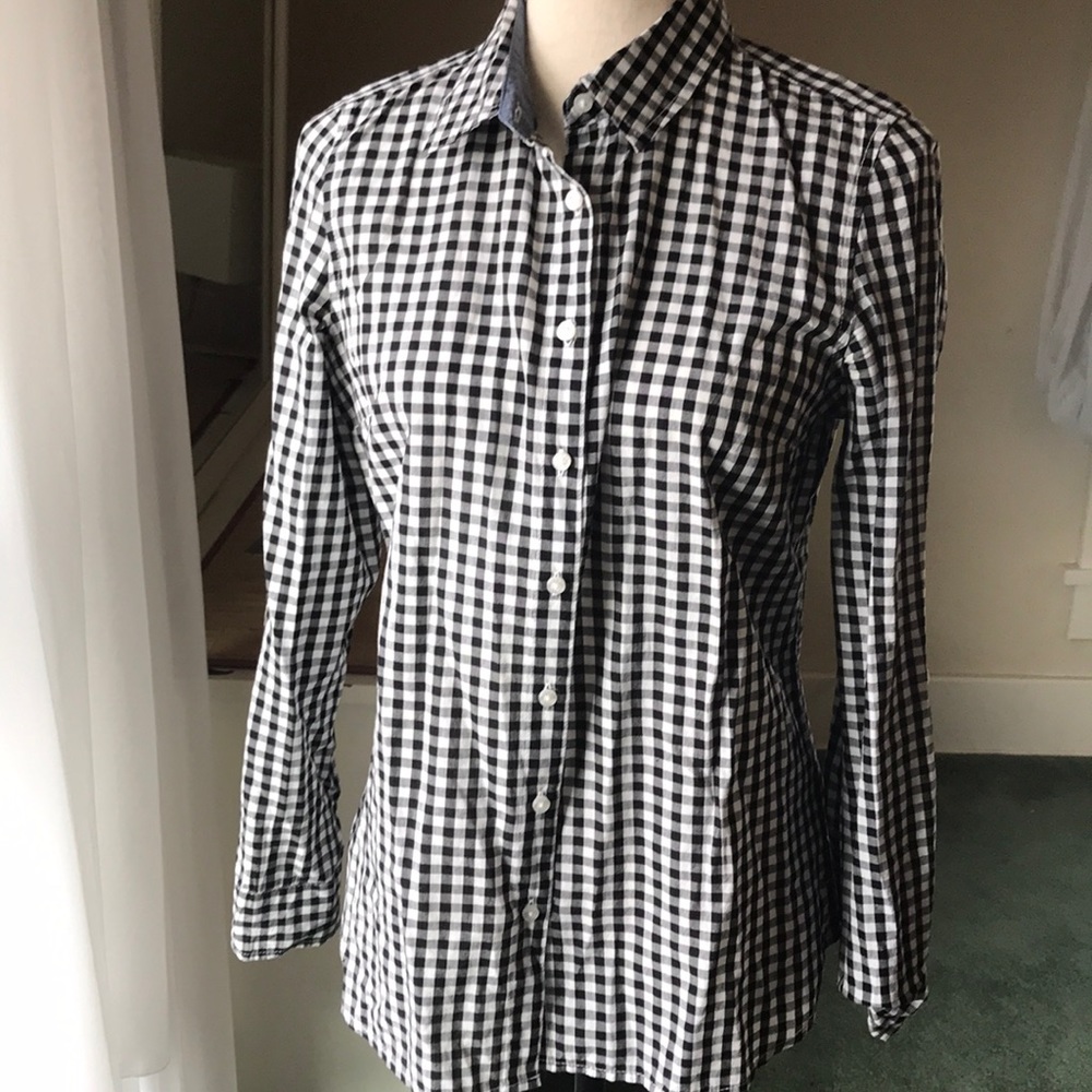 Tommy Hilfiger button down shirt